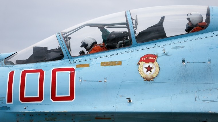 Су-27 перехватили бомбардировщики США, летевшие к российской границе