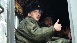 Рекордное число россиян считают службу в армии долгом мужчины
