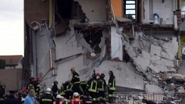 Взрыв произошел в жилом доме в Италии — под завалами могут быть люди