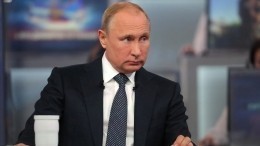 Низкие зарплаты — тема первых вопросов «Прямой линии» с Путиным