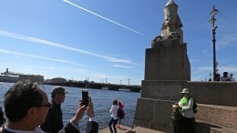 Туристический сбор для иностранных путешественников введут в Петербурге
