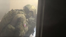 Видео: В Саратове ФСБ нейтрализовала члена ИГ*, готовившего теракт