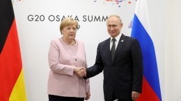 Журналисты оценили состояние Меркель на встрече с Путиным на G20 — видео