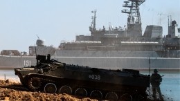 Не паниковать! Россия начала совместные маневры в Крыму рядом с учениями НАТО