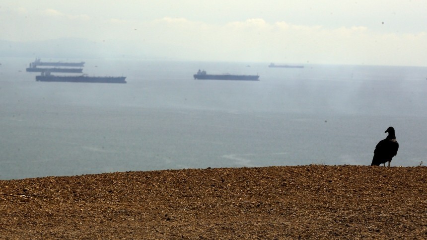 МИД Ирана выразил протест Великобритании в связи с задержанием танкера
