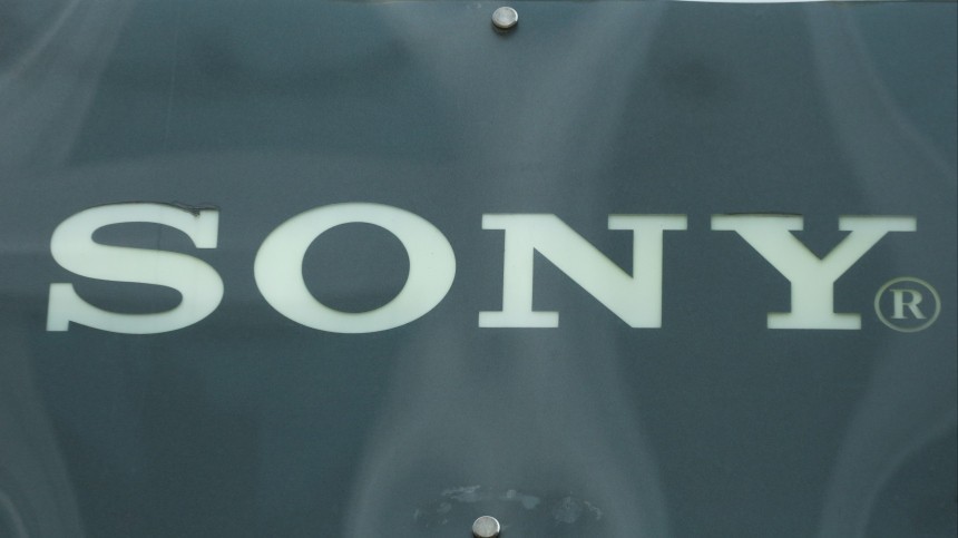 Sony разрабатывает свой смартфон с гибким экраном