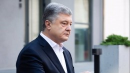 «Позор!» Жители украинского Хмельницкого освистали Порошенко — видео