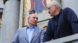 Монахи Валаама показали Путину и Лукашенко уникальные росписи и иконостасы