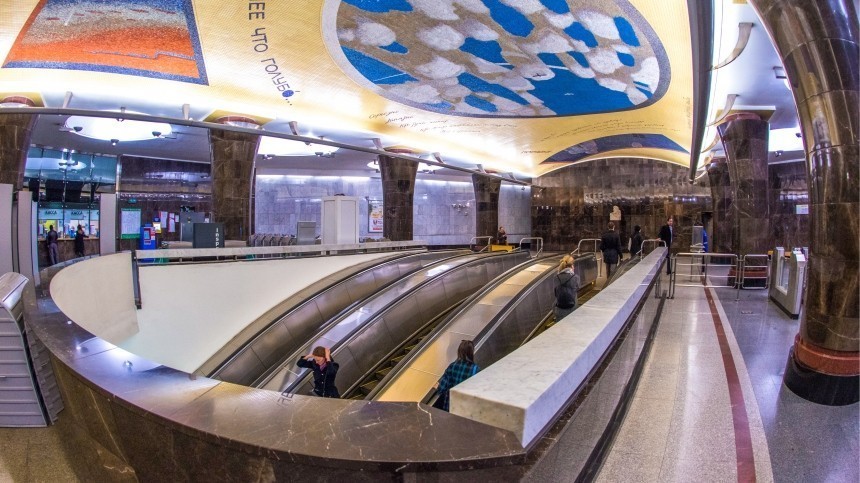 Станцию «Маяковская» в Москве закрыли в час пик ради съемок клипа
