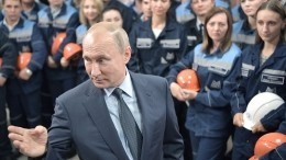 Видео: Владимир Путин объяснил, почему нельзя «завинтить» цены на бензин