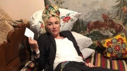 Анастасия Приходько подверглась жестокому нападению фаната — видео