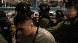 Слезоточивый газ и резиновые пули: как в Гонконге разгоняли протестующих