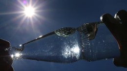Четверть бутилированной воды в магазинах России — подделка