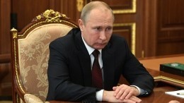 Путин упростил получение автомобильных номеров