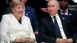 Зеленский получил «жесткий урок» от Путина и Меркель — украинские СМИ