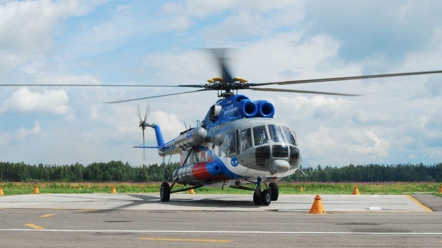 Вертолет Ми-8 с туристами на борту совершил жесткую посадку на Камчатке