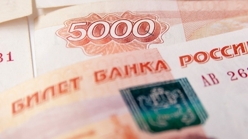 С 1 января 2020 года МРОТ предложили повысить до 12 130 рублей