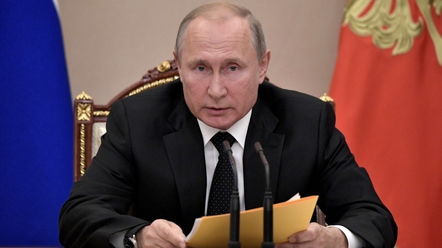 Владимир Путин поручил решить вопрос досрочного выхода на пенсию угольщиков