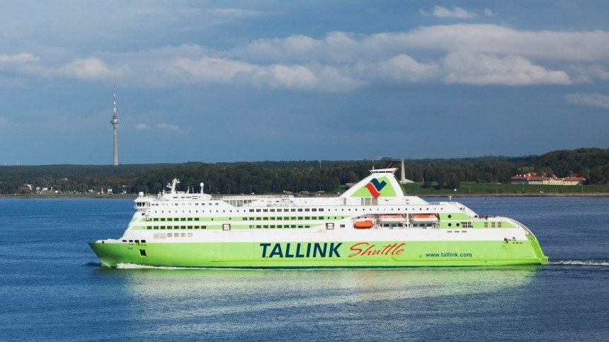 Пассажир круизного парома, следовавшего из Таллина в Стокгольм, прыгнул за борт