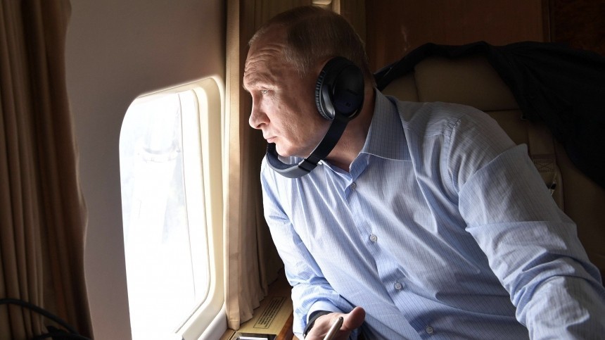 Экс-пилот борта № 1 рассказал об экстремальной посадке с Путиным