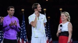 Медведев извинился перед болельщиками после проигрыша Надалю на US Open