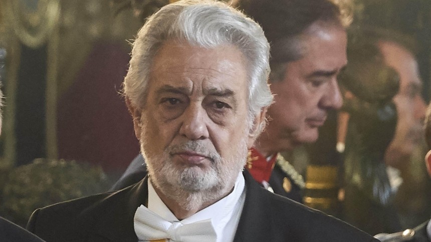 Пласидо Доминго покидает пост руководителя Los Angeles Opera из-за скандала
