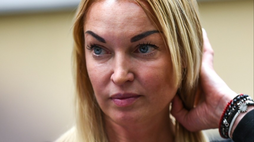 Дана Борисова поссорилась с Анастасией Волочковой, назвав ее «алкоголичкой»