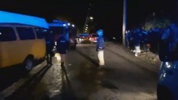 Видео с места страшной аварии с маршруткой в Курске