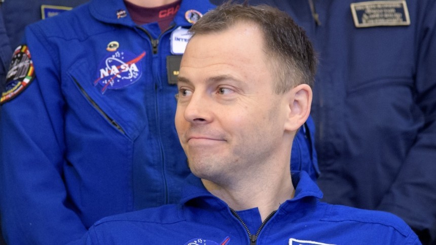 Астронавт НАСА награжден российским орденом Мужества за полет на аварийном Союзе