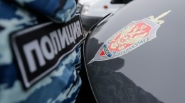 Жителя Владивостока оштрафуют за таран здания ФСБ и бегство с места ДТП