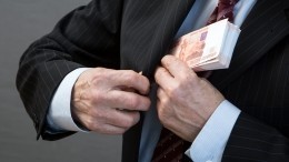 Руководителей столичного ОМВД подозревают в получении взятки в 12 миллионов рублей