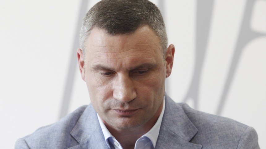 Депутаты горсовета Киева попросили Зеленского уволить Кличко