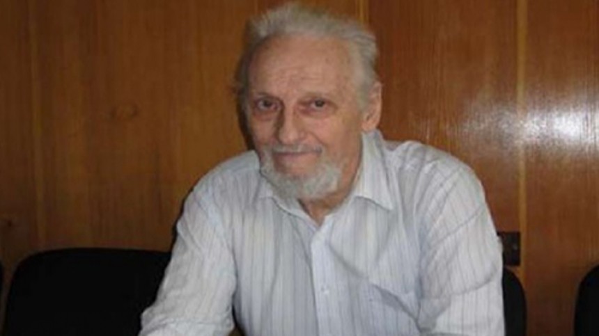 Известный математик Олег Ивашев-Мусатов случайно выпил «Крота»