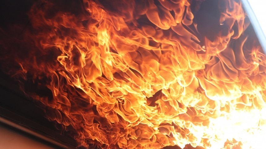 Двое детей и взрослый погибли при пожаре в Красноярском крае