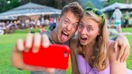 Селфи из космоса! Приложение Spelfie делает фото пользователей над землей