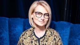 Эвелина Хромченко рассказала, как правильно подобрать непошлые ботфорты