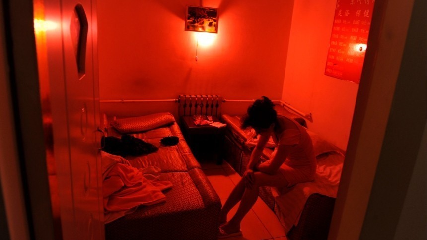 Наркопритон, где развращали несовершеннолетних девочек, раскрыли в Москве