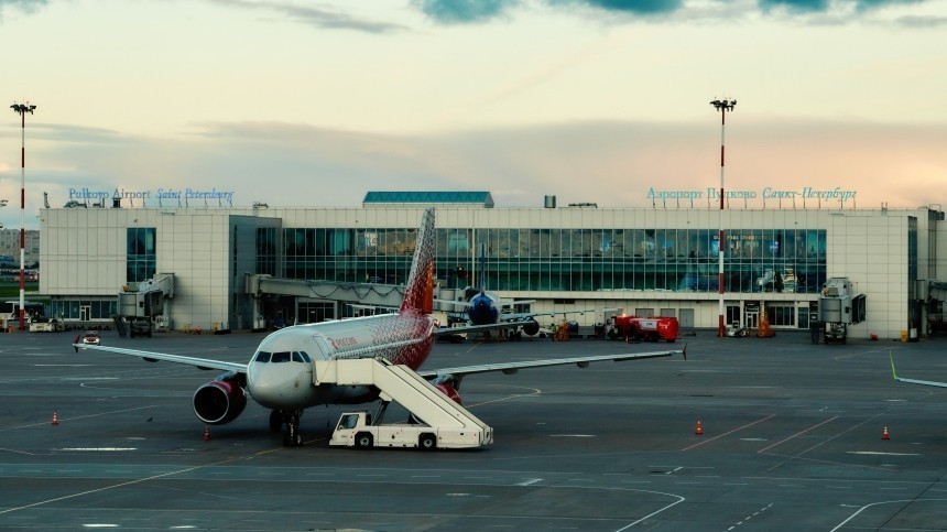 Рейс Рим — Санкт-Петербург экстренно вернулся сразу после взлета
