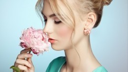 Секреты макияжа: Как подобрать розовый оттенок румян?