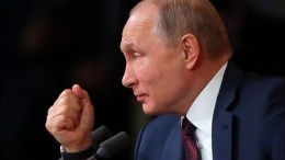 Владимир Путин призвал избавиться от серых схем в мусорной реформе