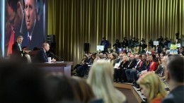 Путин призвал разобраться в разнице между зарплатами главрачей и рядовых сотрудников