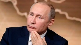 Путин пообещал разобраться в ситуации с Боткинской больницей в Петербурге