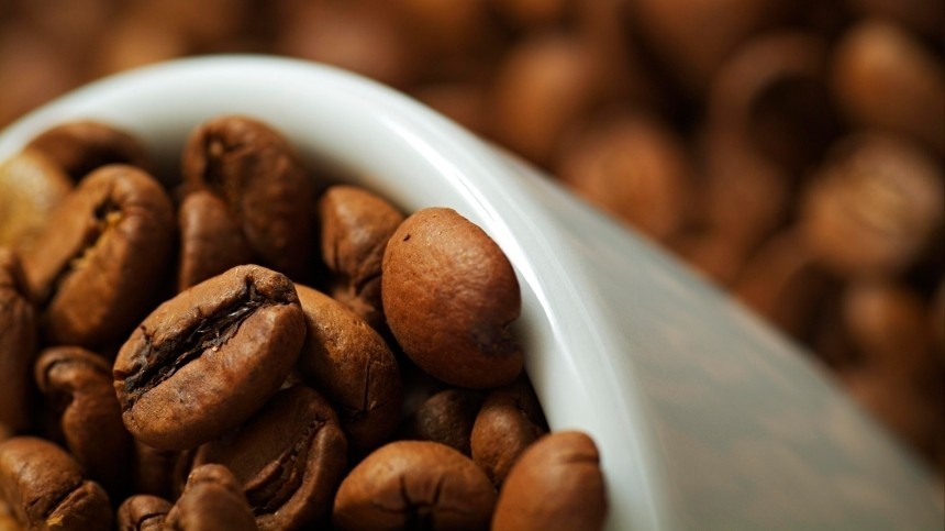 Ученые рассказали, сколько чашек кофе в день может спасти от ожирения