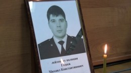Полицейского в Саратове застрелили при проверке документов — видео момента