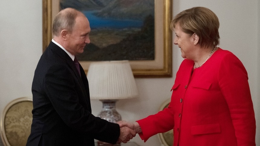 Путин и Меркель обсудили состоявшийся обмен пленными в Донбассе