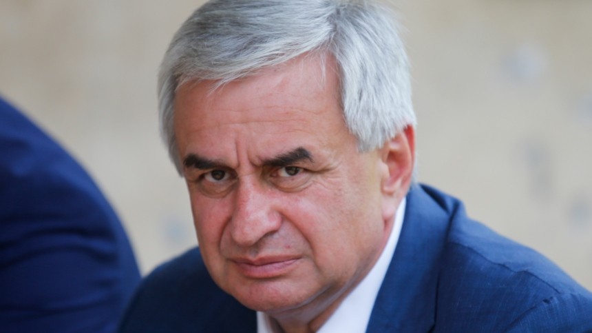 Отставку президента Абхазии прокомментировали в Совете Федерации