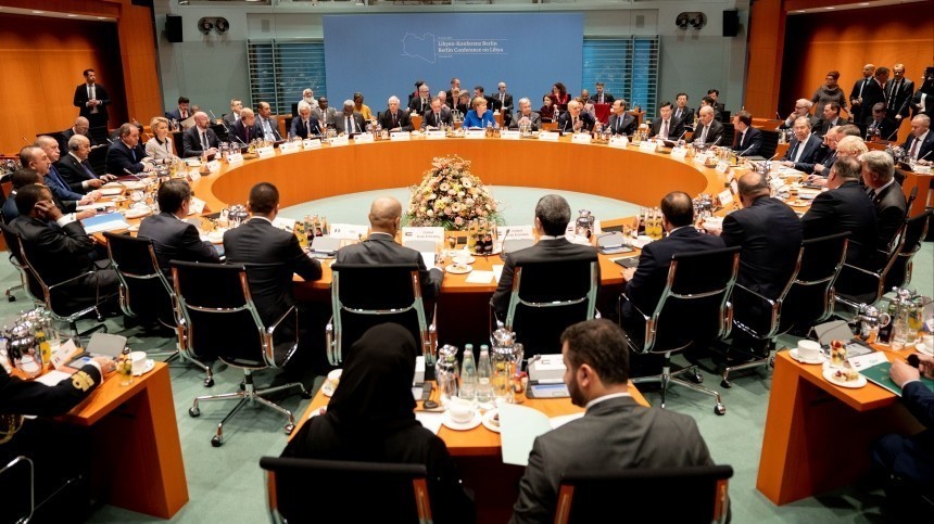 Участники берлинской конференции призвали к разоружению военизированных групп в Ливии
