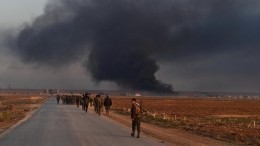 Несколько десятков сирийских военных погибли при атаке боевиков в Идлибе