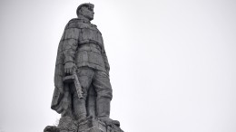 В Болгарии осквернили памятник советскому воину-освободителю