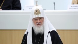 В Кремле оценили идею патриарха Кирилла упомянуть Бога в Конституции